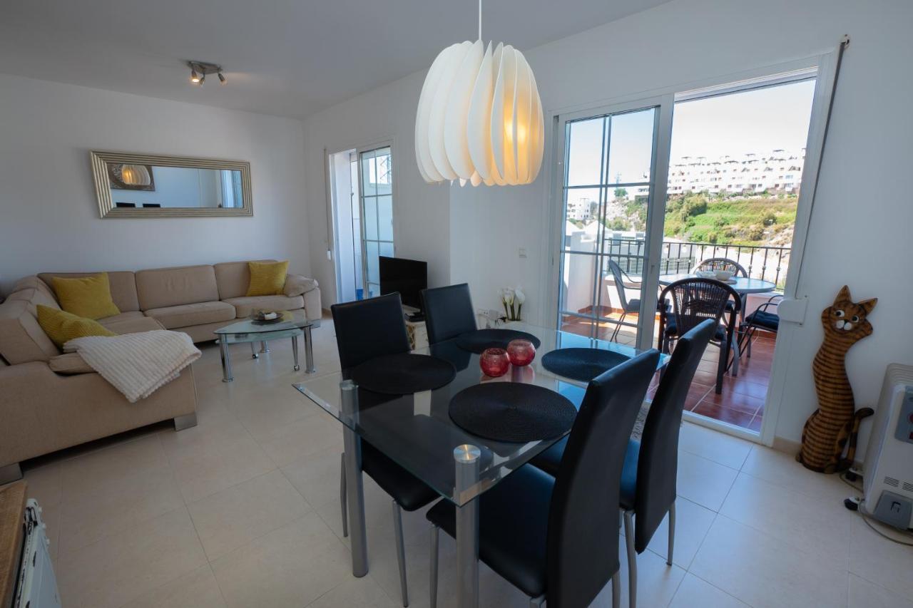 Penthouse Las Gaviotas Ii-2E Menyber Nerja Exteriér fotografie
